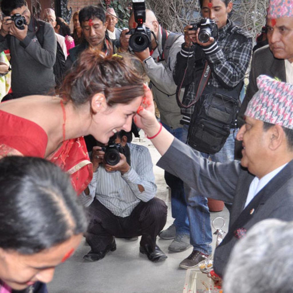 पूर्वराजाबाट सर्वसाधरणलाई टीका