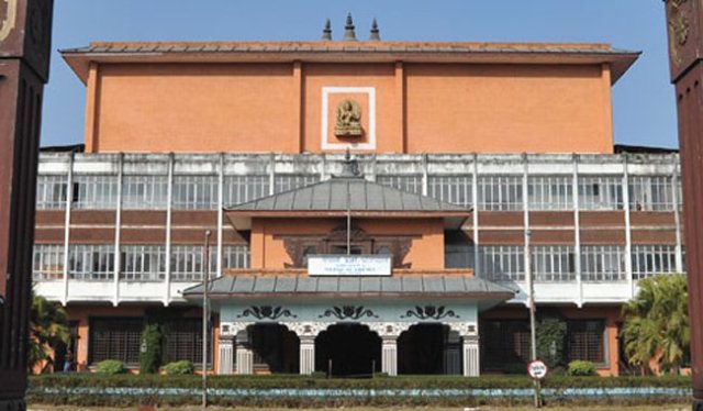 साहित्यमा समृद्धिको वर्णन गर्न प्रधानमन्त्रीको आग्रह