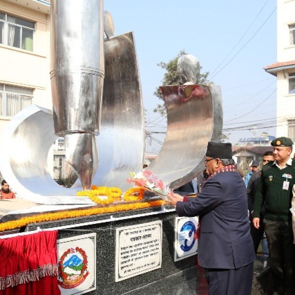 निर्वाचनको सफलताले अराजकता अन्त्य गर्छ : प्रचण्ड