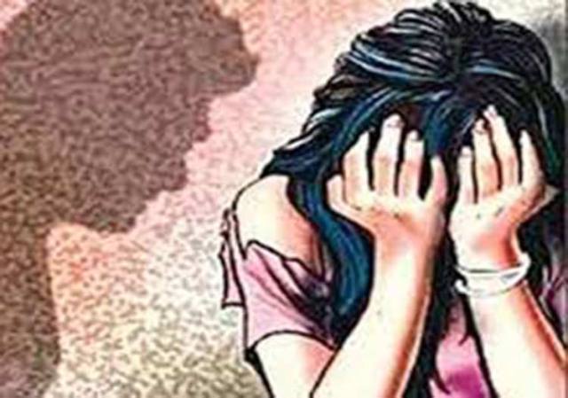 छोरी बलात्कार गर्ने बाउ पक्राउ