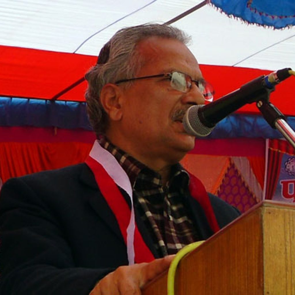‘आपसी झगडाले संविधान कार्यान्वयन खतरामा’