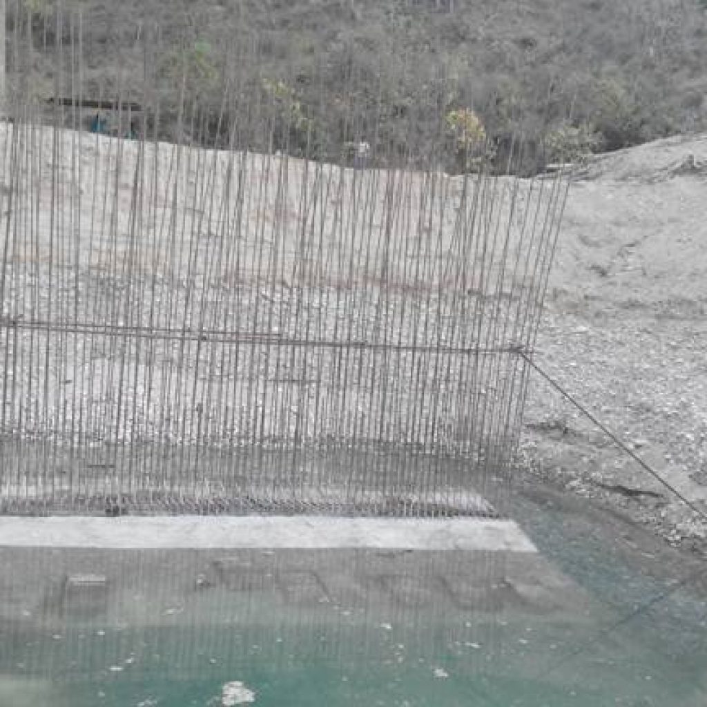 पुल निर्माण अलपत्र,विद्युत् परियोजनाको २२ अर्ब डुब्ने खतरा