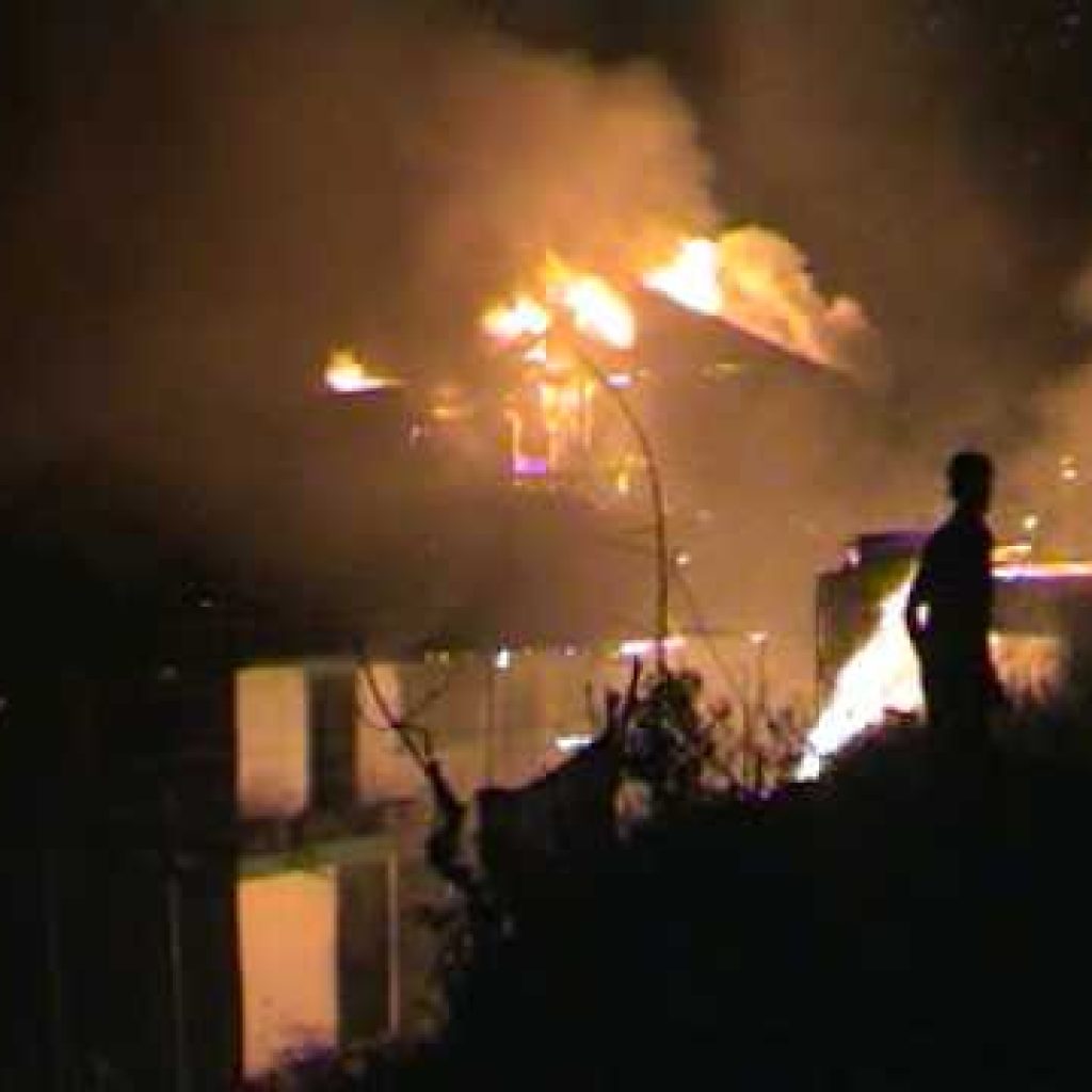 कस्मेटिक गोदाममा आगलागी