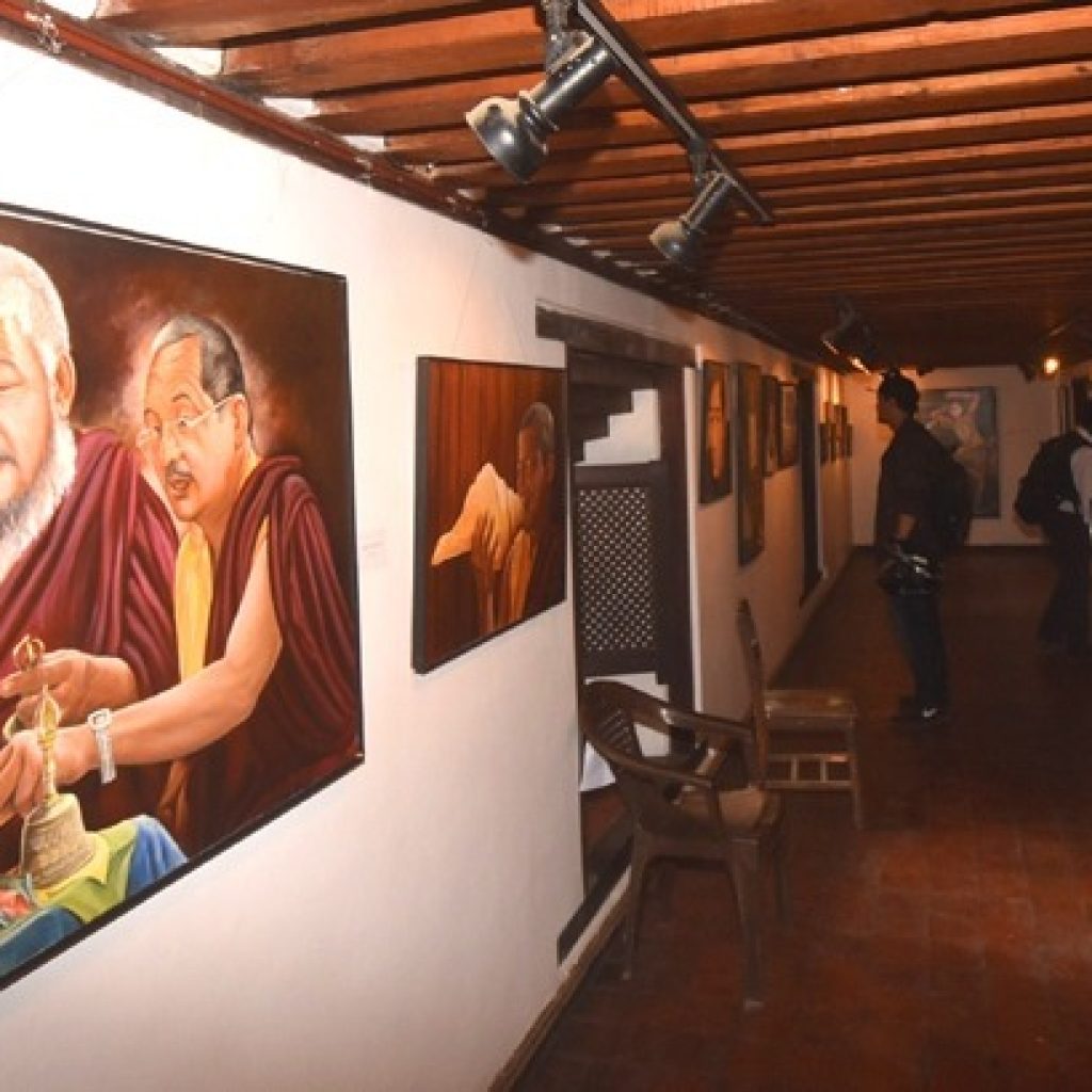 तीनदशक फ्रान्स बसेपछि शैलेन्द्र महर्जनको पहिलो प्रदर्शनी