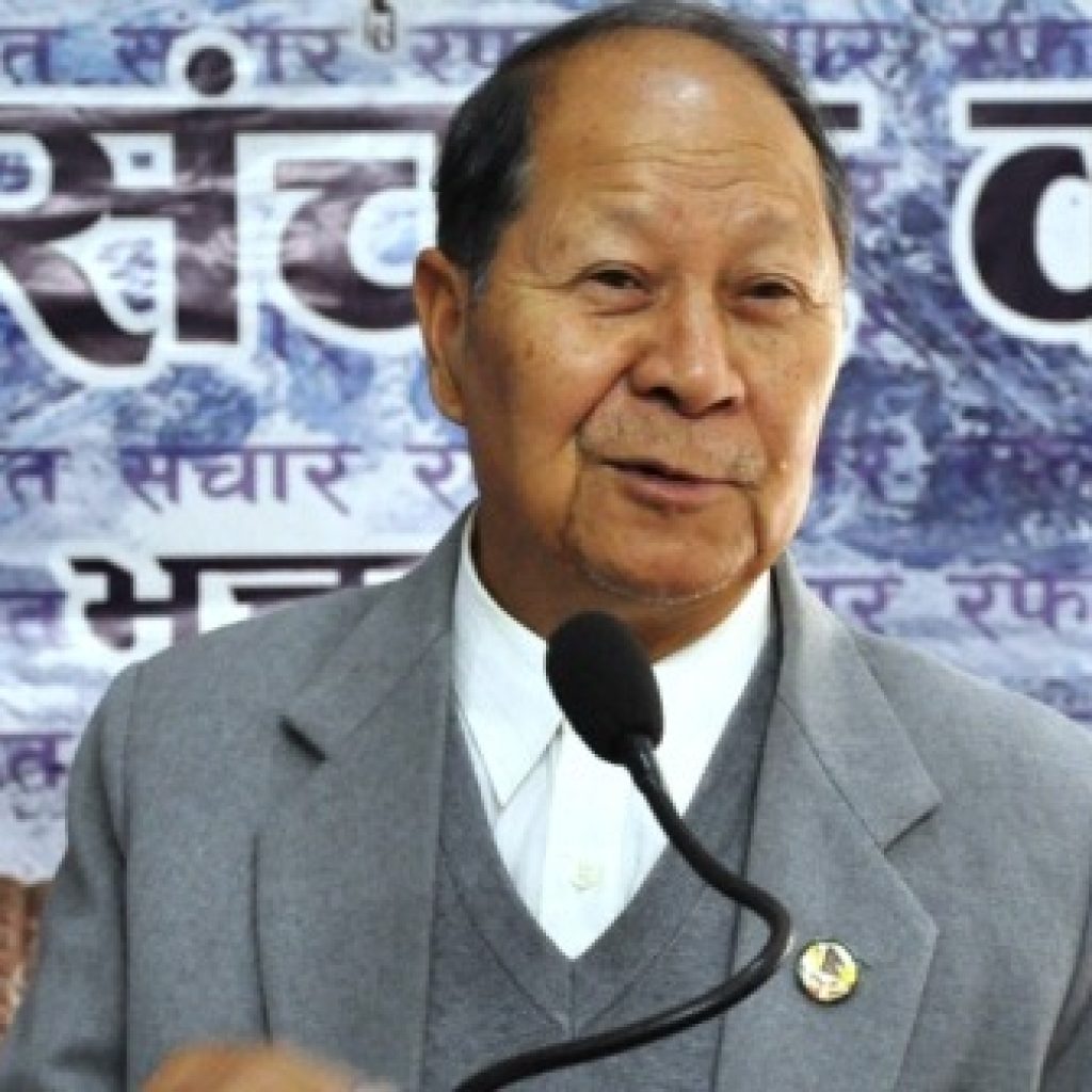 माओवादी युद्धमा भारतले गरेको सहयोगको प्रचण्डले ऋण तिर्न थाले : बिजुक्छे