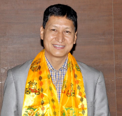 काठमाडौँ महानगरलाई दक्षिण एसियाकै नमूना सहर बनाउँछु — .विद्यासुन्दर शाक्य,एमालेका तर्फबाट काठमाडौँ महानगपालिकाका मेयरका उम्मेदवार