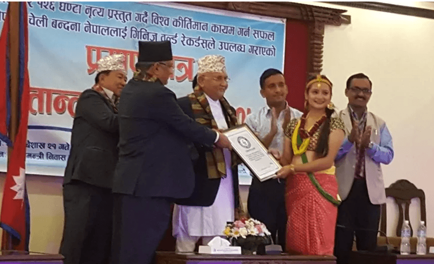 सवैभन्दा लामो नृत्यमा बन्दनाको को विश्व रेकर्ड