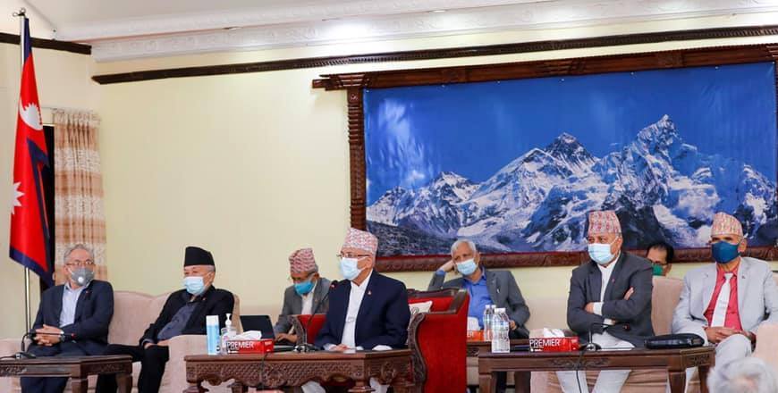 नेकपा एमालेले खनाल–नेपाल समूहका सांसदहरुलाई तत्काल कारवाही नगर्ने