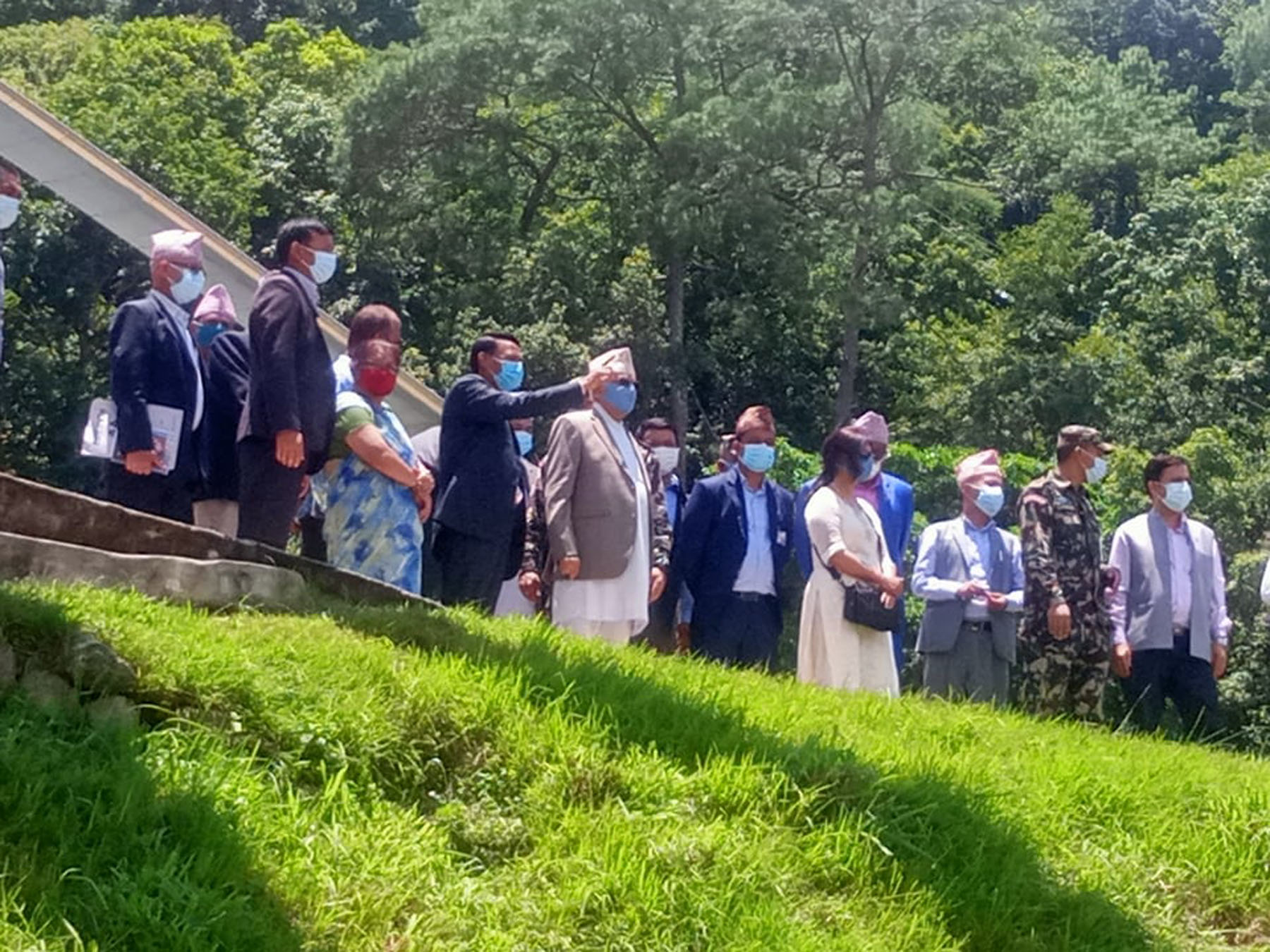 प्रधानमन्त्री ओलीव्दारा हेलम्बु र मेलम्ची क्षेत्रको अवलोकन