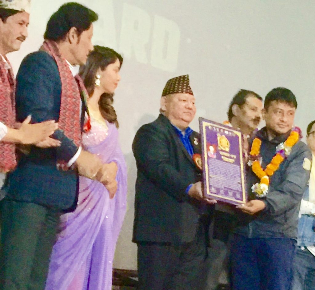 श्याम स्मृतलाई ब्लकबस्टर क्रियाशील पत्रकारिता सम्मान