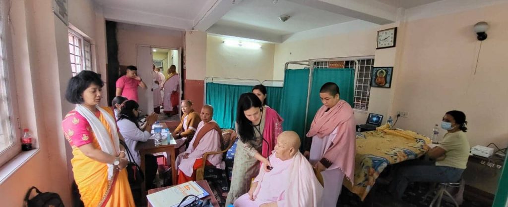 धम्मावती गुरूमाको ८९औं जन्म दिनको अवसरमा ‘मुटु जाँच शिविर’ सम्पन्न