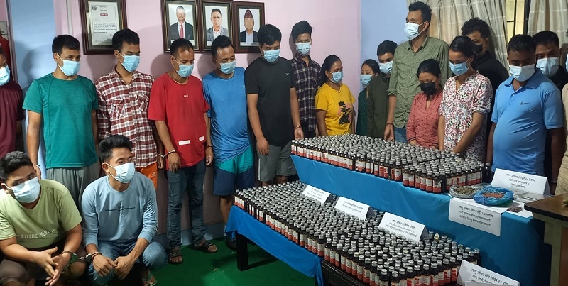 प्रहरीद्वारा लागूऔषधसहित २२ जना नियन्त्रण
