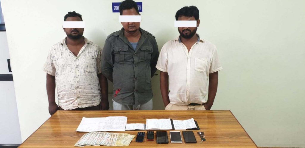 मोरङमा सट्टेबाजी खेलेको अभियोगमा ४ जना पक्राउ
