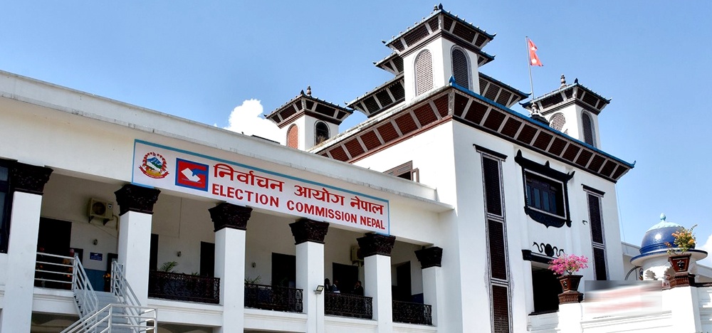 आजदेखि दोस्रो चरणको मतपत्र ढुवानी गर्दै आयोग