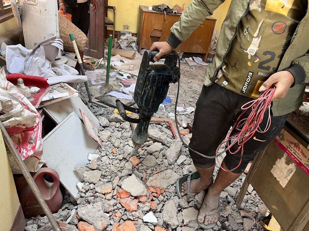 बांगेमुढाको त्वाःछेँ भवनमा फेरि आक्रमणः त्रसित टोलवासी आज वृहत् भेला गर्दै