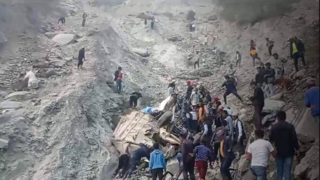 तुफानडाँडा जिप दुर्घटनाले मष्टा गाउँ शोकमा