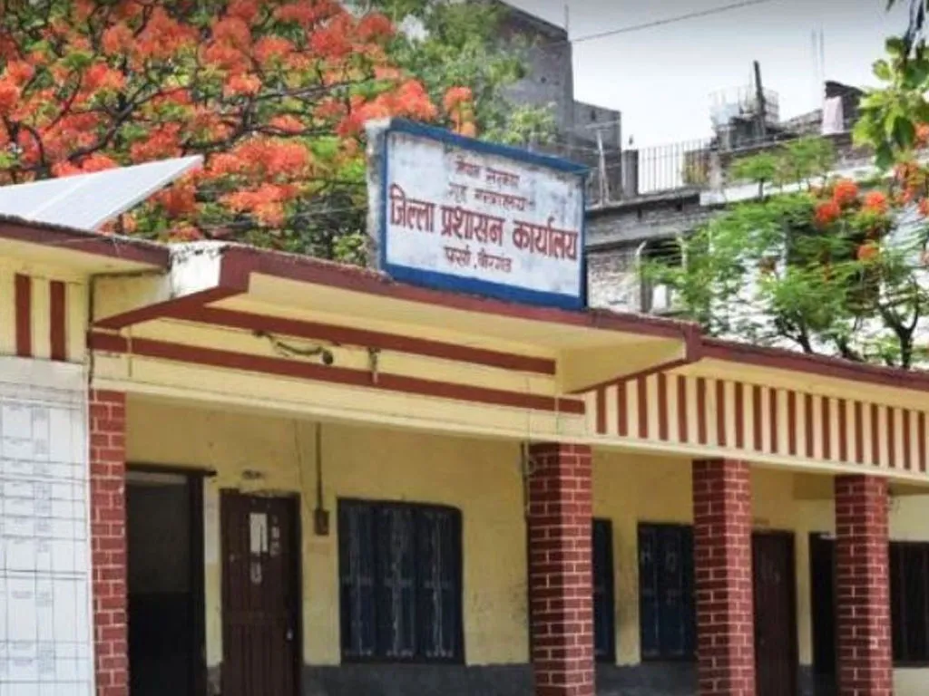 जिल्ला प्रशासन कार्यालय पर्साका कम्प्युटर अपरेटर साह घुससहित पक्राउ