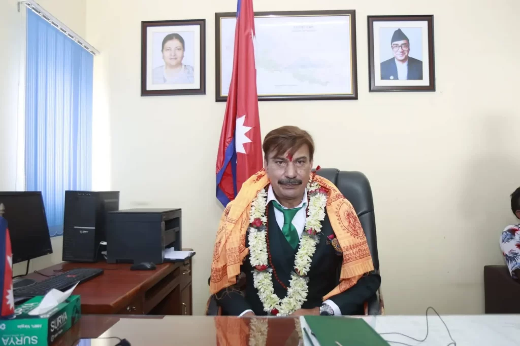 बोर्डका अध्यक्ष भुवन केसीलाई आयोगले सोध्यो स्पष्टीकरण