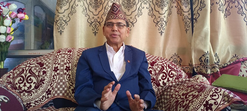 पेट्रोलमेक्स बालेर कार्यक्रम गर्नुपर्ने झापामा ओलीकै कारण विकासमा उलटपुलट भएको छः देवेन्द्र दाहाल