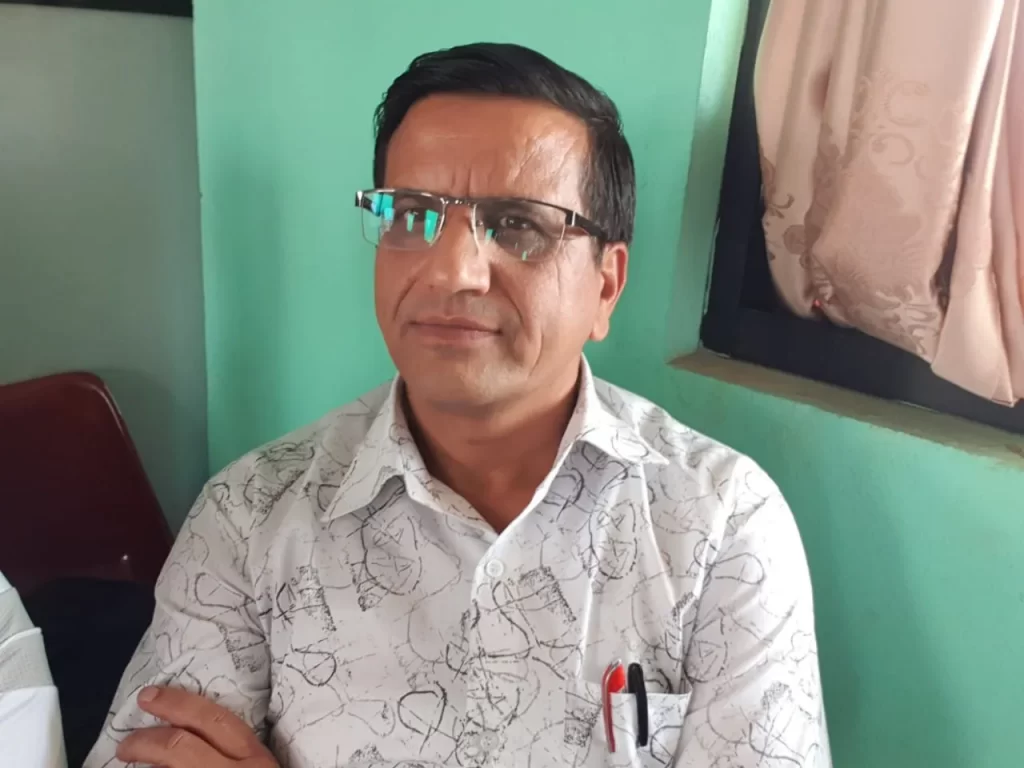 हरि अभिनव विद्वत् प्रतिभा पुरस्कार प्राडा रामप्रसाद ज्ञवालीलाई