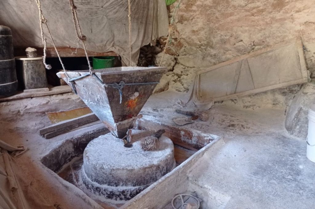 प्रविधिको विकाससँगै नयाँ पुस्ताले विर्सिए पानीघट्ट