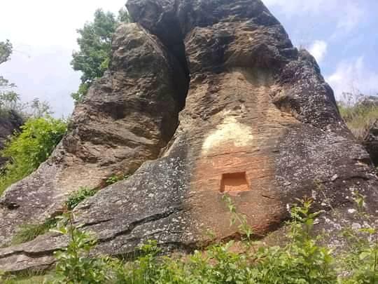 प्रचार हुन नसकेको भोजपुर टक्सारको सरस्वती गुफा