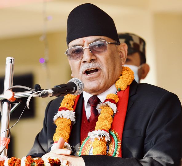 प्रधानमन्त्री प्रचण्डद्वारा विमानस्थलमा यात्रुले खेप्नु परेको हैरानीकाबारे समस्या समाधान गर्न निर्देशन 