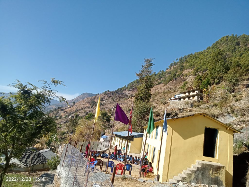 बाँठपाला विद्यालय जहाँ शिक्षक र विद्यार्थी दलित मात्रै छन्