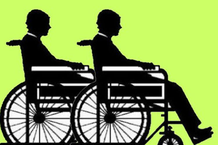 अपाङ्गता भएका बालबालिकाको उपचार गर्दै नलगाड नगरपालिका