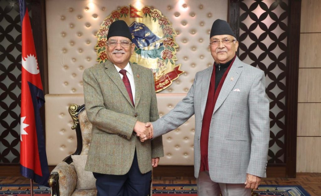 एमाले अध्यक्ष ओली र प्रधानमन्त्री प्रचण्डबीच भेटवार्ता