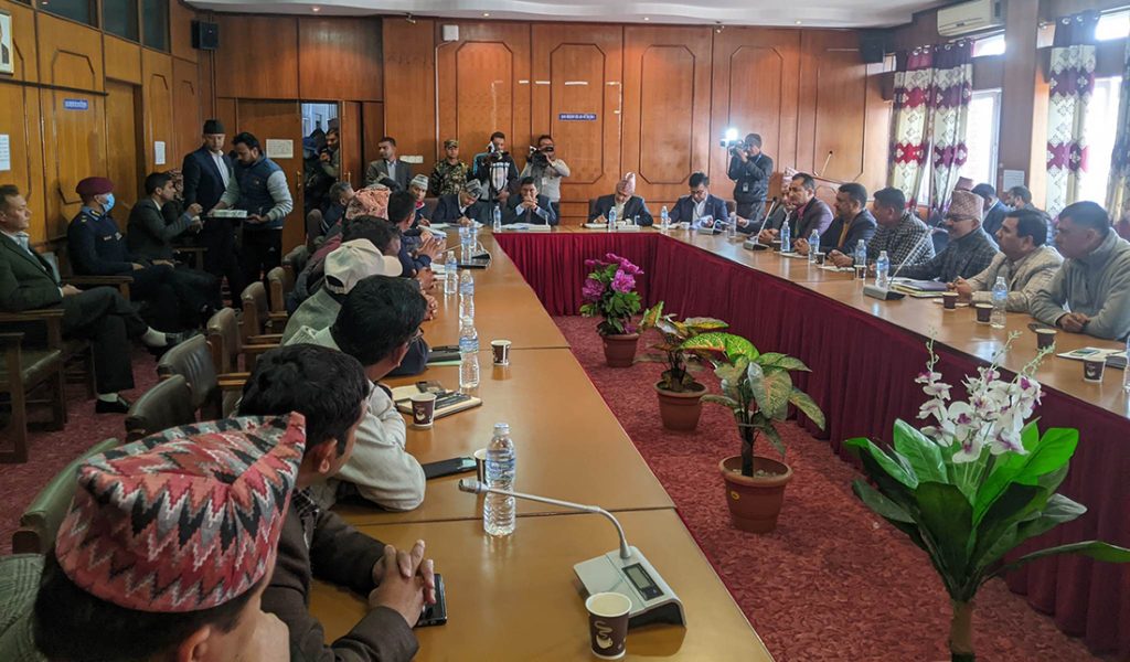 आगजनी र तोडफोडको जिम्मा ल्होत्सेले लिनुपर्छ : यातायात मजदुर संगठन