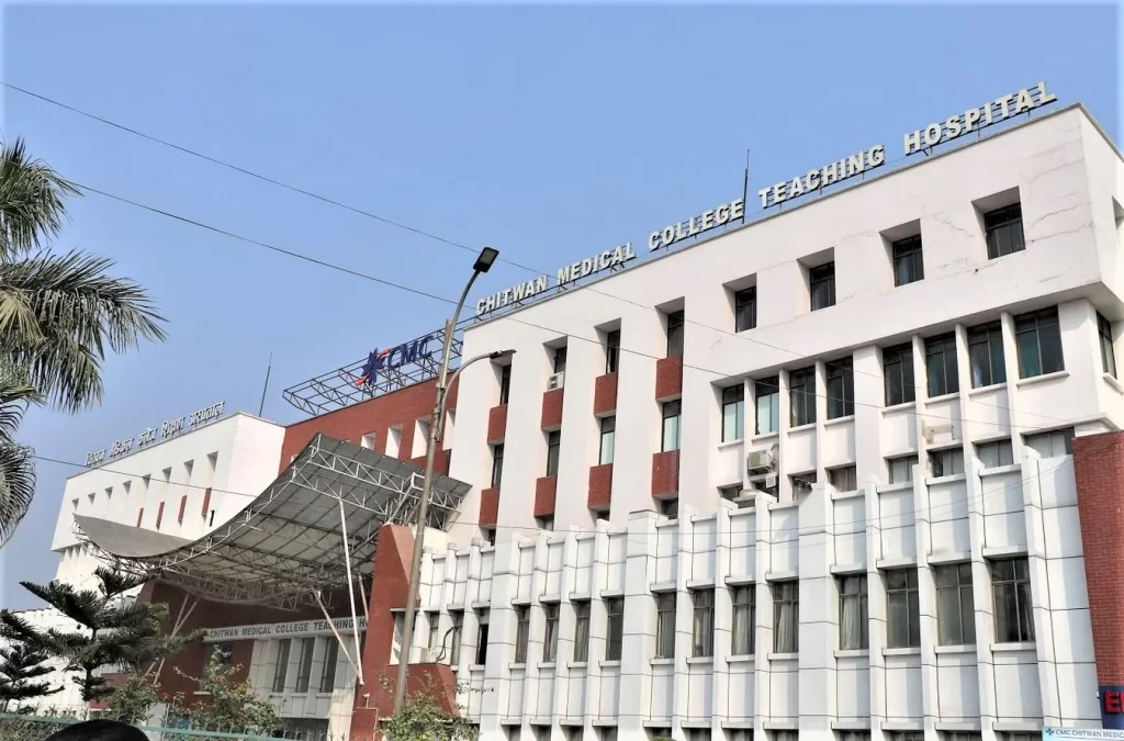 चितवन मेडिकल कलेजमा नवजात शिशुको मुटुको जटिल शल्यक्रिया सफल