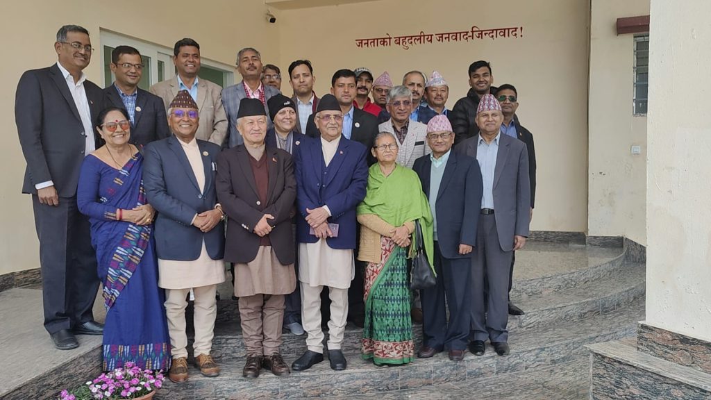 उपराष्ट्रपतिमा उम्मेदवारीपछि अष्टलक्ष्मीले भन्नुभयो– ‘लोकतन्त्रमा हामी विश्वास गर्ने भएकाले सबैको सहयोग रहने छ’