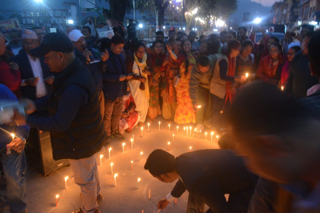 नवनिर्वाचित राष्ट्रपतिको गृह जिल्लामा दीप प्रज्ज्वलन