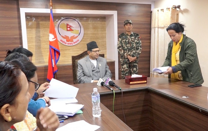 प्रधानमन्त्रीबाट न्यायकाे आस मारिसकेँ : द्वन्द्वपीडित सुरक्षाकर्मी परिवार