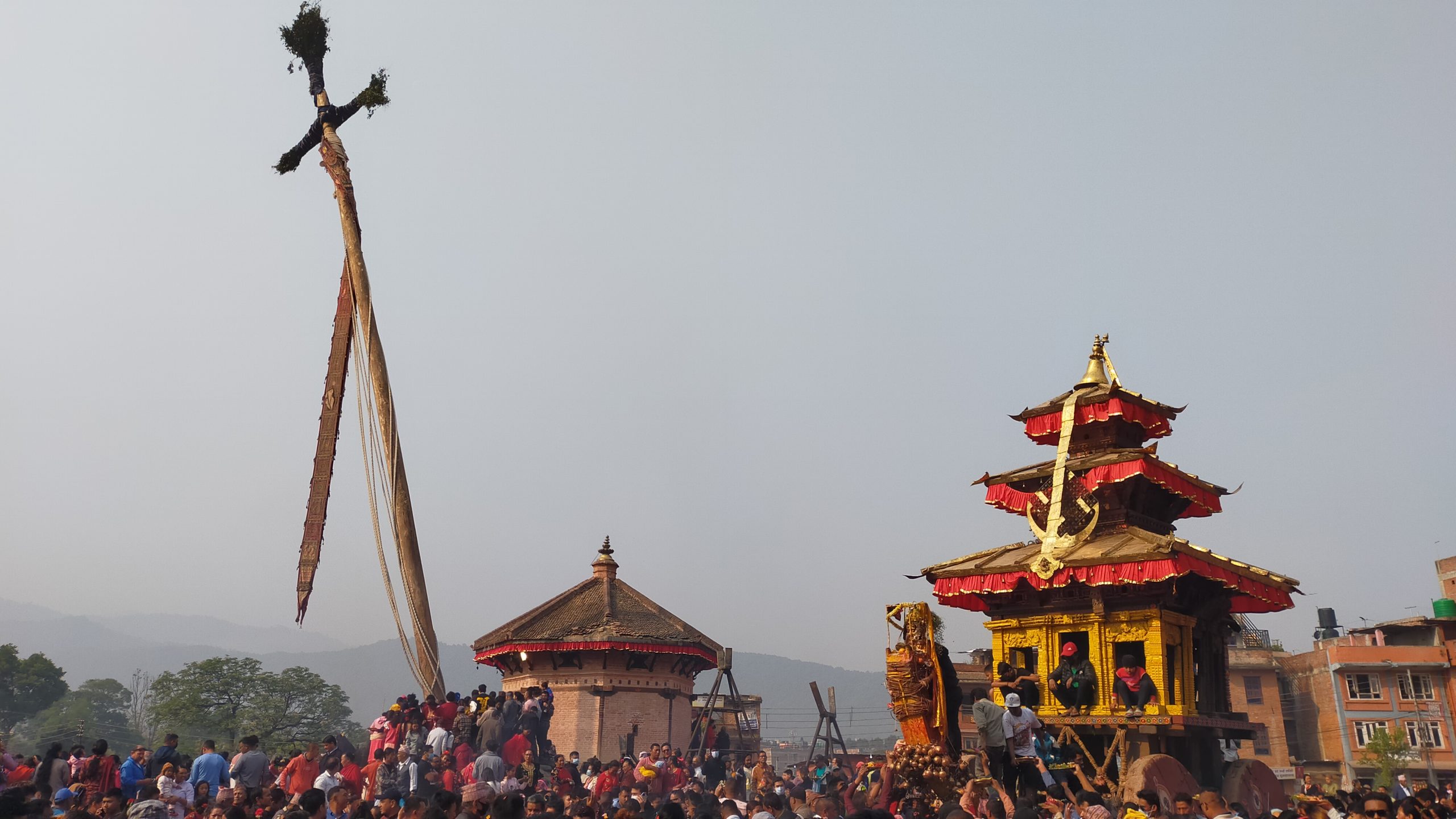 भक्तपुरमा बिस्काः जात्राकाे राैनक