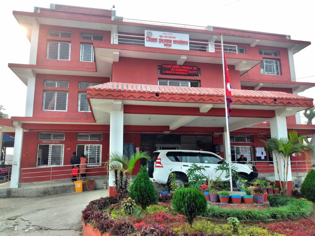 झापामा १०२ मिटरब्याज पीडितद्वारा उजुरी