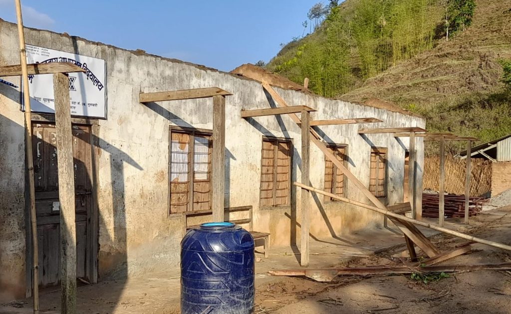 हावाहुरीबाट खोटाङको दिप्रुङ चुइचुम्माका विद्यालयमा क्षति, पठनपाठन प्रभावित