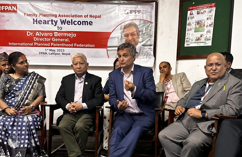 अन्तर्राष्ट्रिय परिवार नियोजन महासङ्घका महानिर्देशक डा. बरमेजो नेपालमा