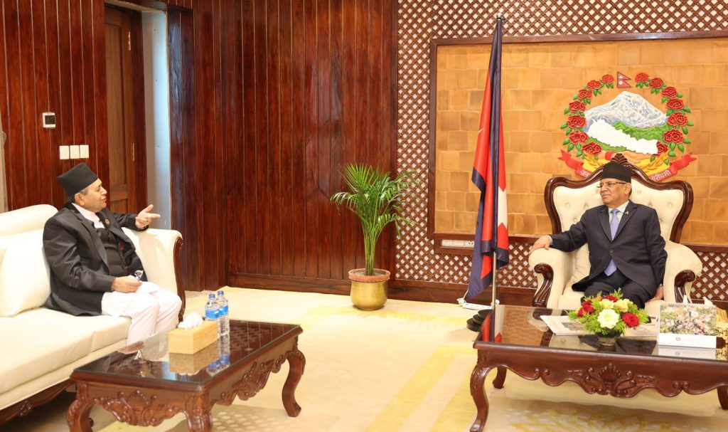 प्रधानमन्त्री र सभामुखबिच भेट, के–के भयो कुराकानी ?