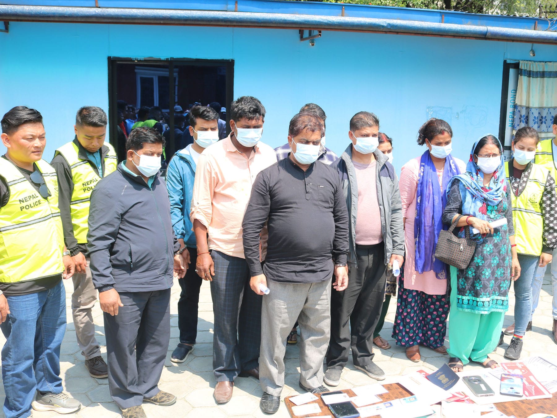 झुटा विवरण पेस गरी नेपाली नागरिकता लिने १० भारतीय पक्राउ (विवरण सहित)
