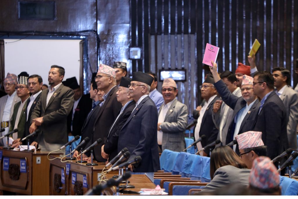 बजेट निर्माणमा अनधिकृतलाई समावेश गराएकाे भन्दै नेकपा एमालेको विरोध