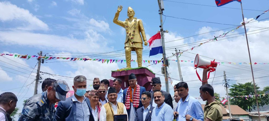 सुनसरीको इनरुवामा बिपीको सालिक अनावरण