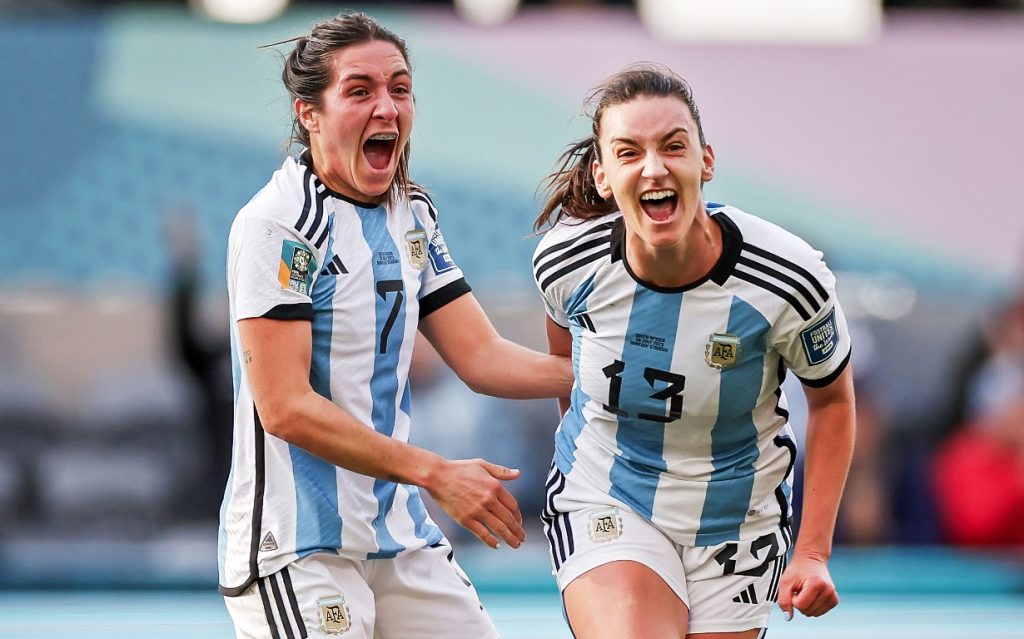 अर्जेन्टिनाले दक्षिण अफ्रिकालाई बराबरी राेक्याे