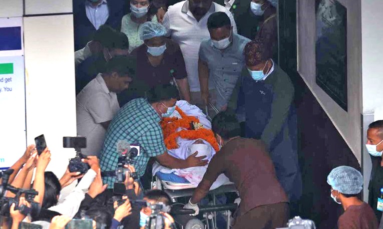 सीता दाहालको पार्थिव शरीर पेरिसडाँडा लगियो, श्रद्धाञ्जलीका लागि १ बजेसम्म पेरिसडाँडामा राखिने