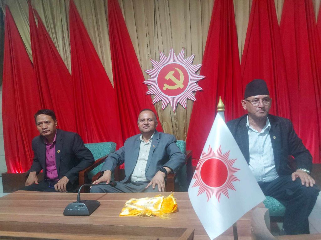 बामपन्थी आन्दोलनलाई प्रचण्ड र माधव नेपालले कमजोर पारेः महासचिव पोखरेल