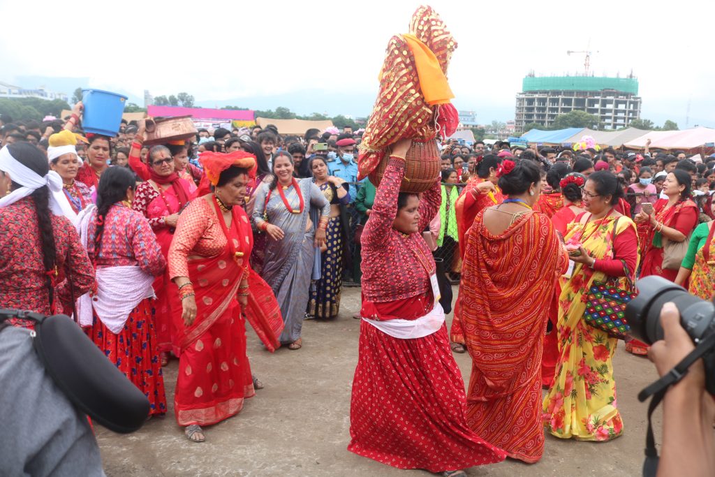 पहिचान र इतिहाससँग जोडिएकाे गौराको मौलिकता हराउँदै (तस्बिरहरू)