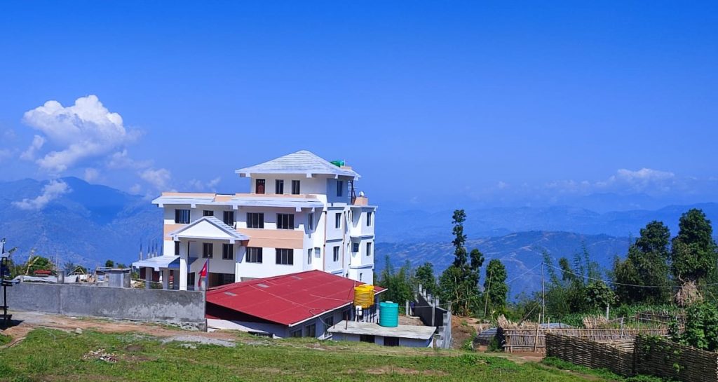 खोटाङकाे दिप्रुङ चुइचुम्माले हटायो करारका कर्मचारी