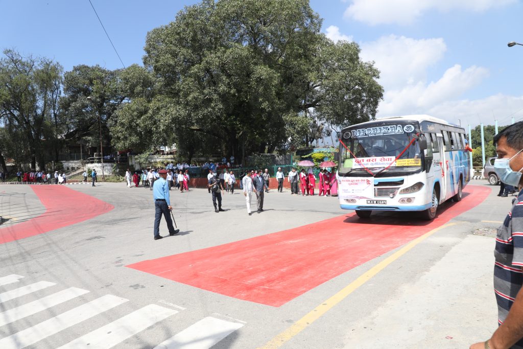 रत्नपार्कदेखि सूर्यविनायकसम्म द्रुत बस सेवा आजदेखि सञ्चालनमा