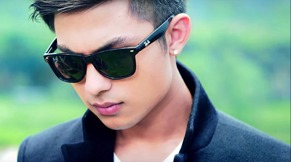 अभिनेता अनमोल केसी पक्राउ